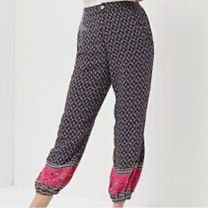 Anthroplogie print balloon smocked bottom  pant